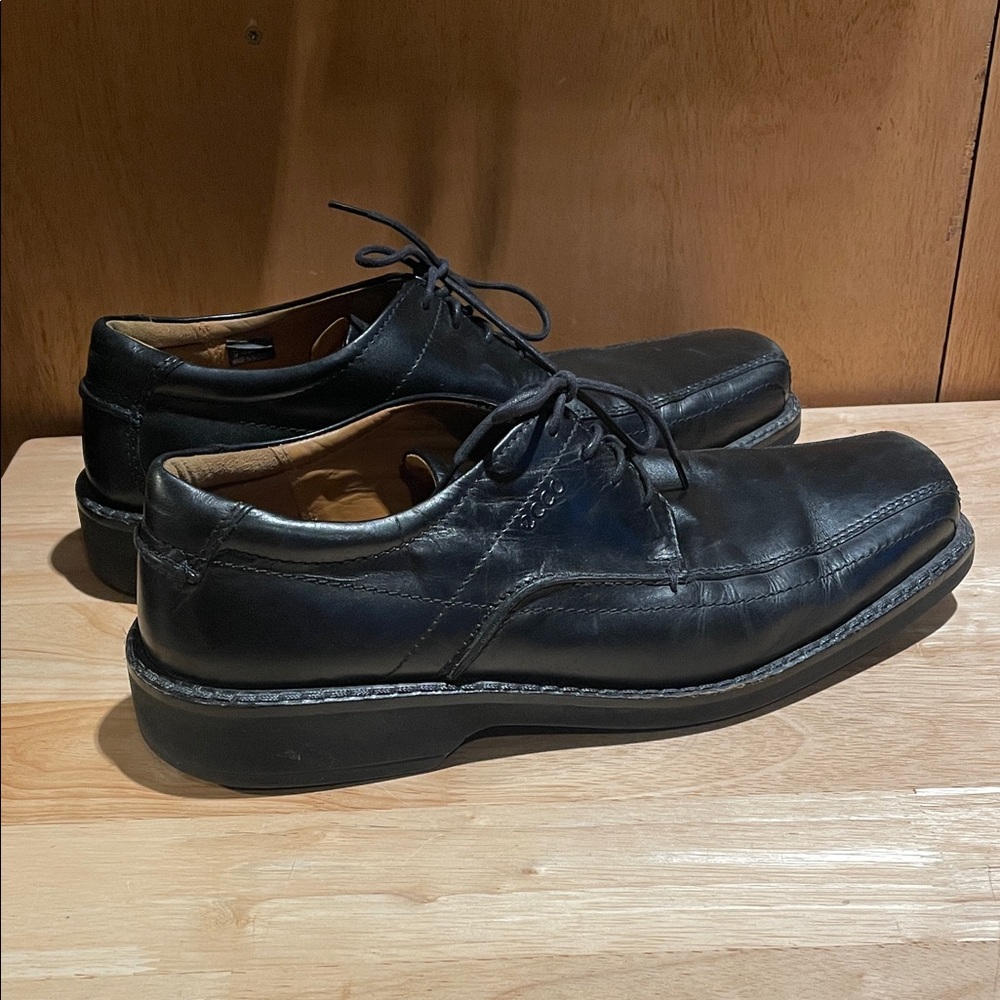 Ecco Men's Black Leather Oxfords